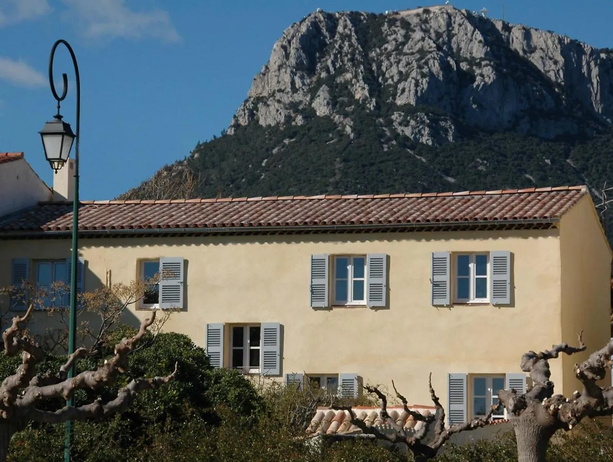 Le Vieux Logis Chambres D'Hotes La Farlede 0*,