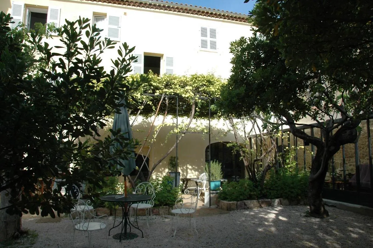 Bed & Breakfast Le Vieux Logis Chambres D'Hotes La Farlède Francie